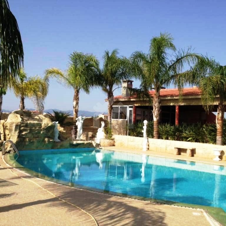 4-Bedroom Detached House in Palaiometocho